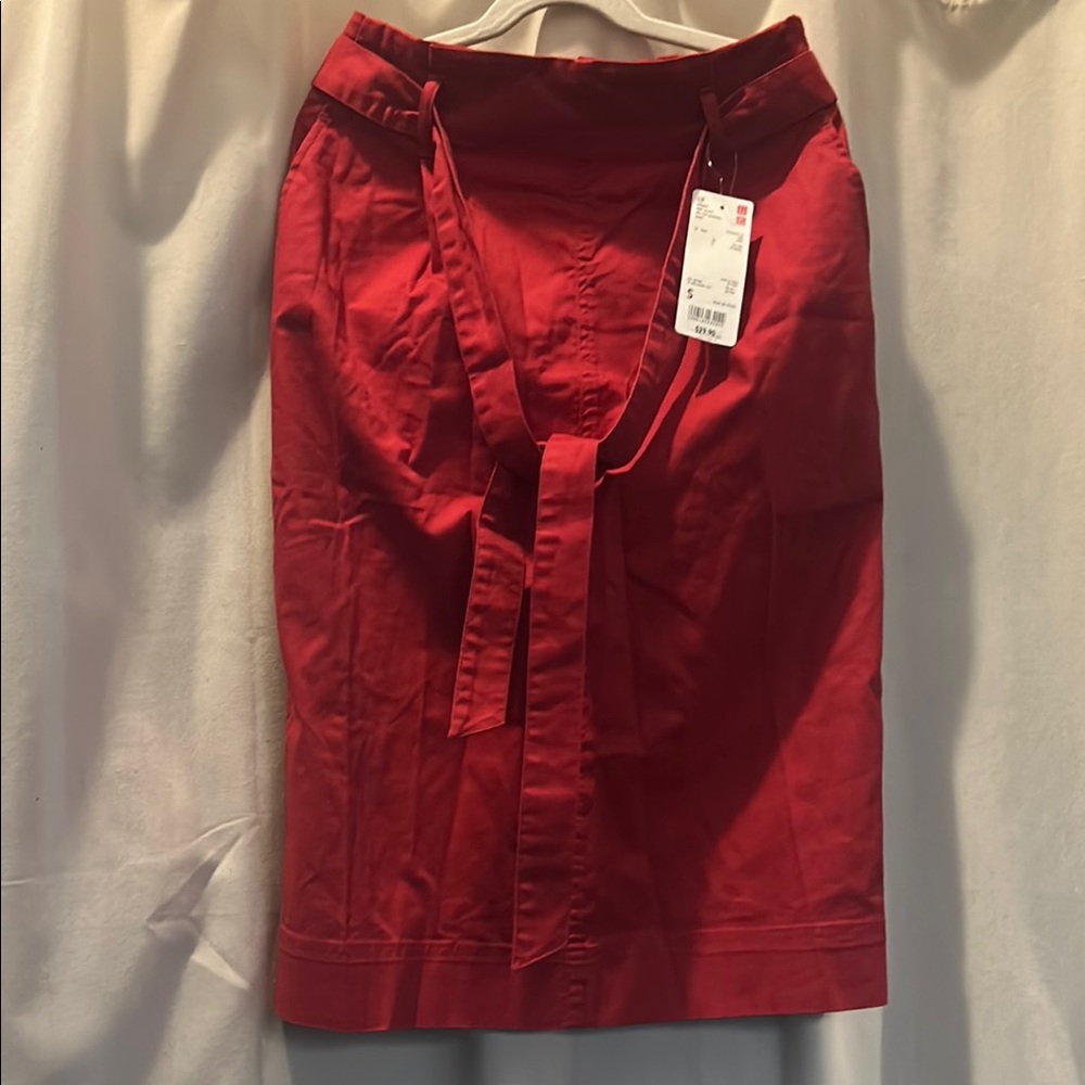 NWT Uniqlo Red Midi Wrap Skirt with Tie Front, Side Zipper, Size S